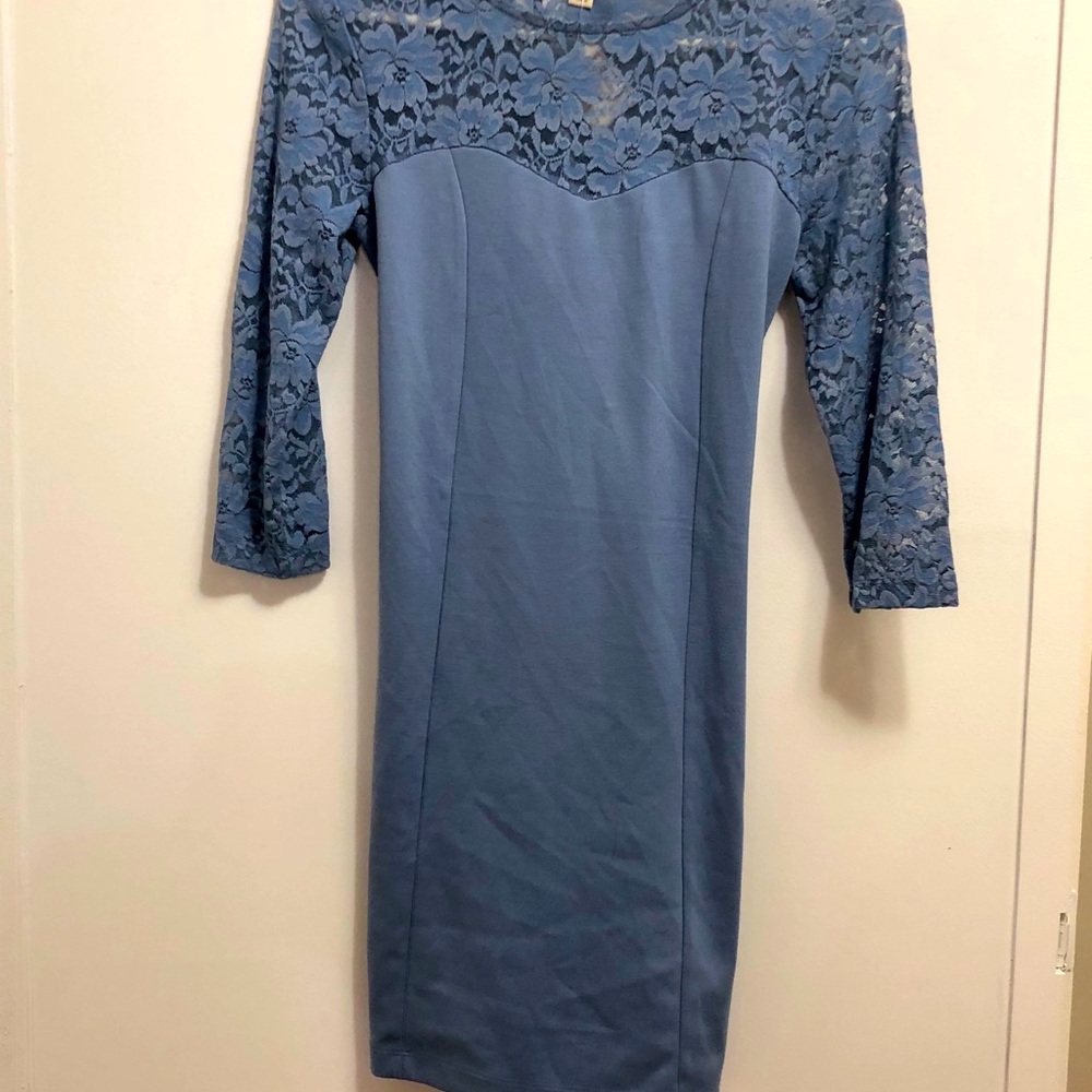 New periwinkle color form fitting dress size small